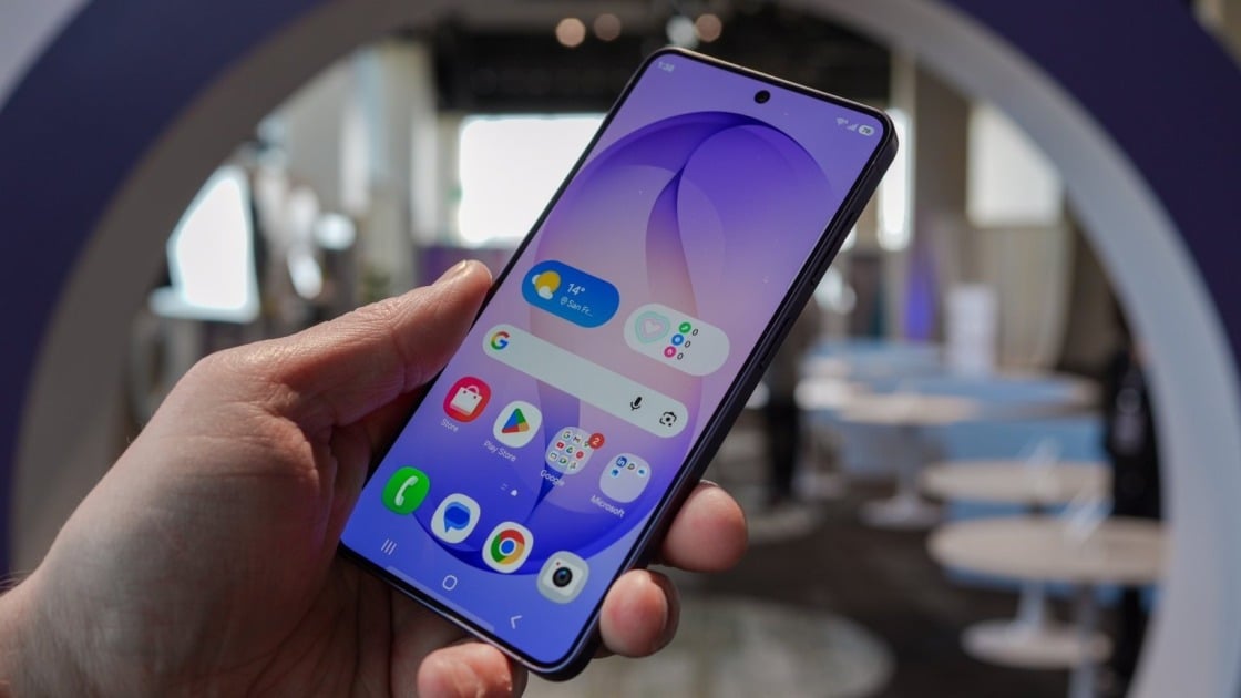 Samsung Galaxy S26 vs. Apple iPhone 17: Battle of the Premium Phones - PCMag