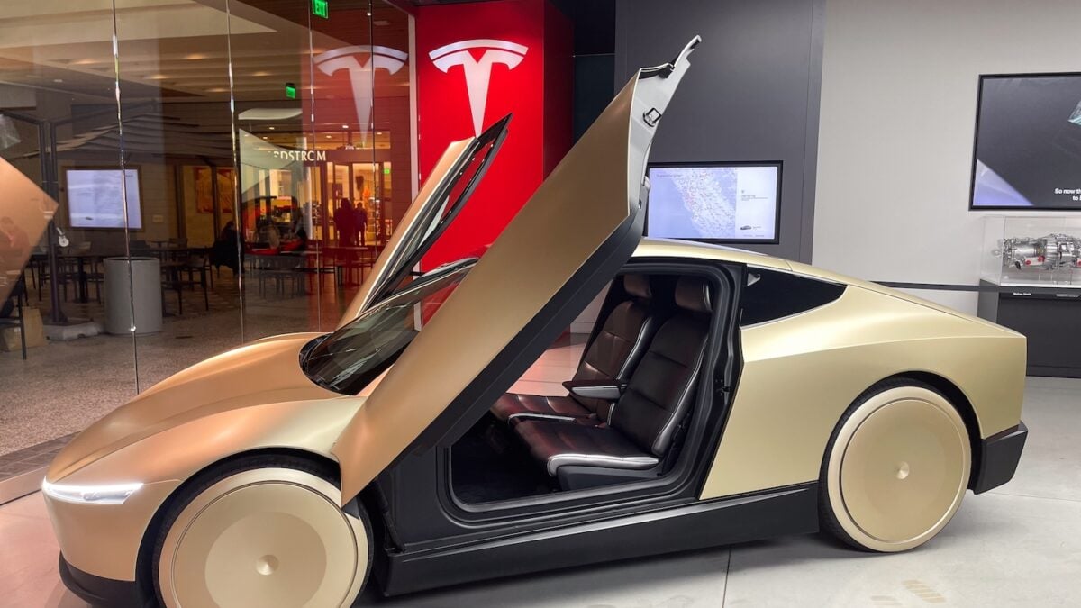 Waymo Is Fleetmogging Tesla in Texas - Gizmodo